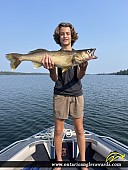 28" Walleye caught on Lake of the Woods 