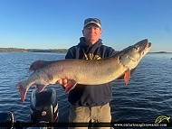 42" Muskie caught on Lake of the Woods