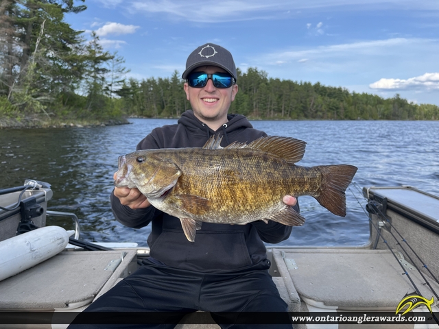 19.5" Smallmouth Bass caught on Lake of the Woods 