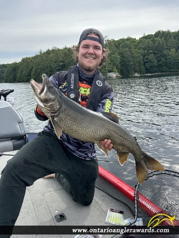 32" Lake Trout caught on Big Hawk Lake