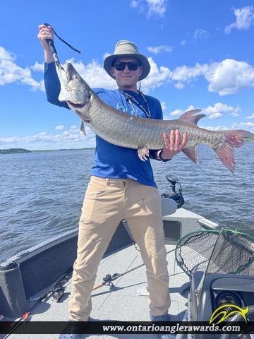 50" Muskie caught on Lake of the Woods