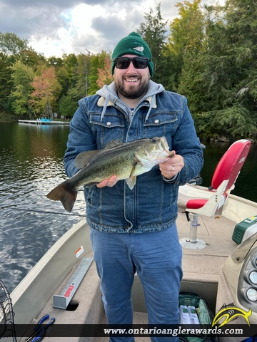 18" Largemouth Bass caught on Otty Lake