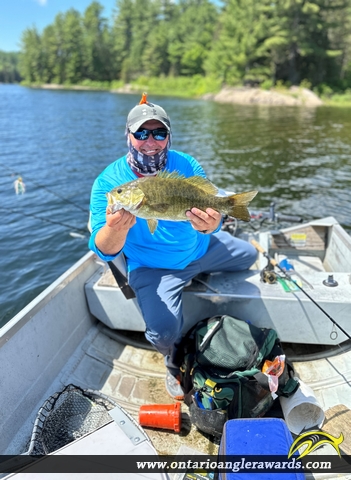 19.5" Smallmouth Bass caught on Hackford Lake